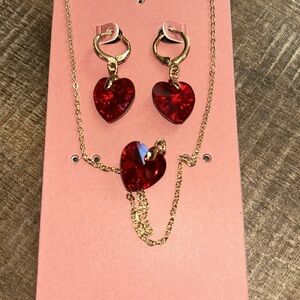I Am Limited Edition Dangle Hearts Set BNWT